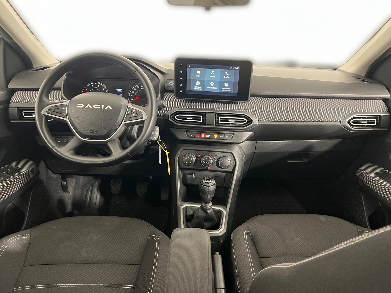 2023 Dacia Sandero — fotografija 19