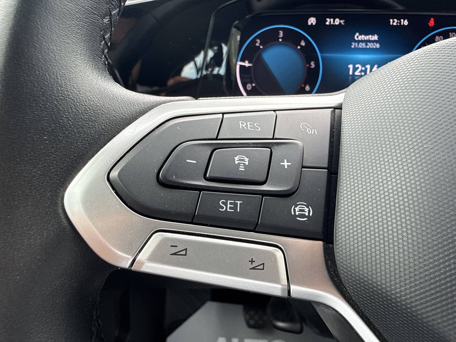 2024 Volkswagen Golf — fotografija 30