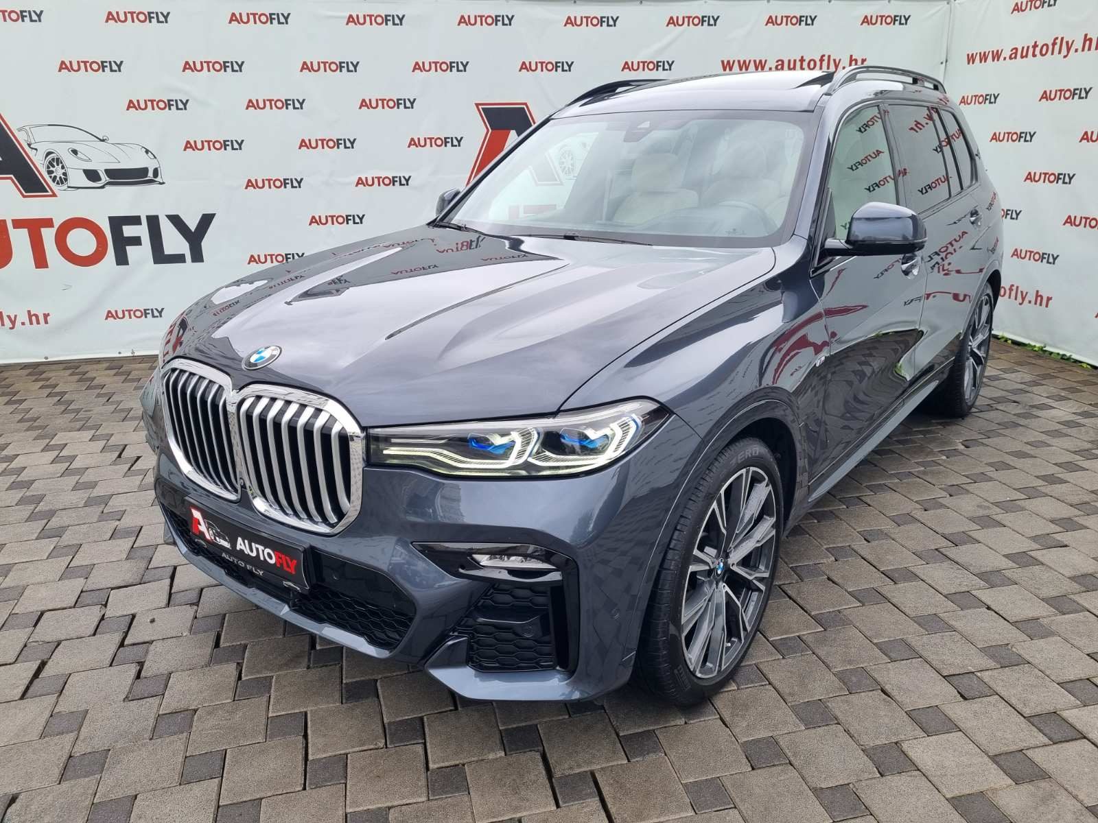 2020 BMW X7 — fotografija 3