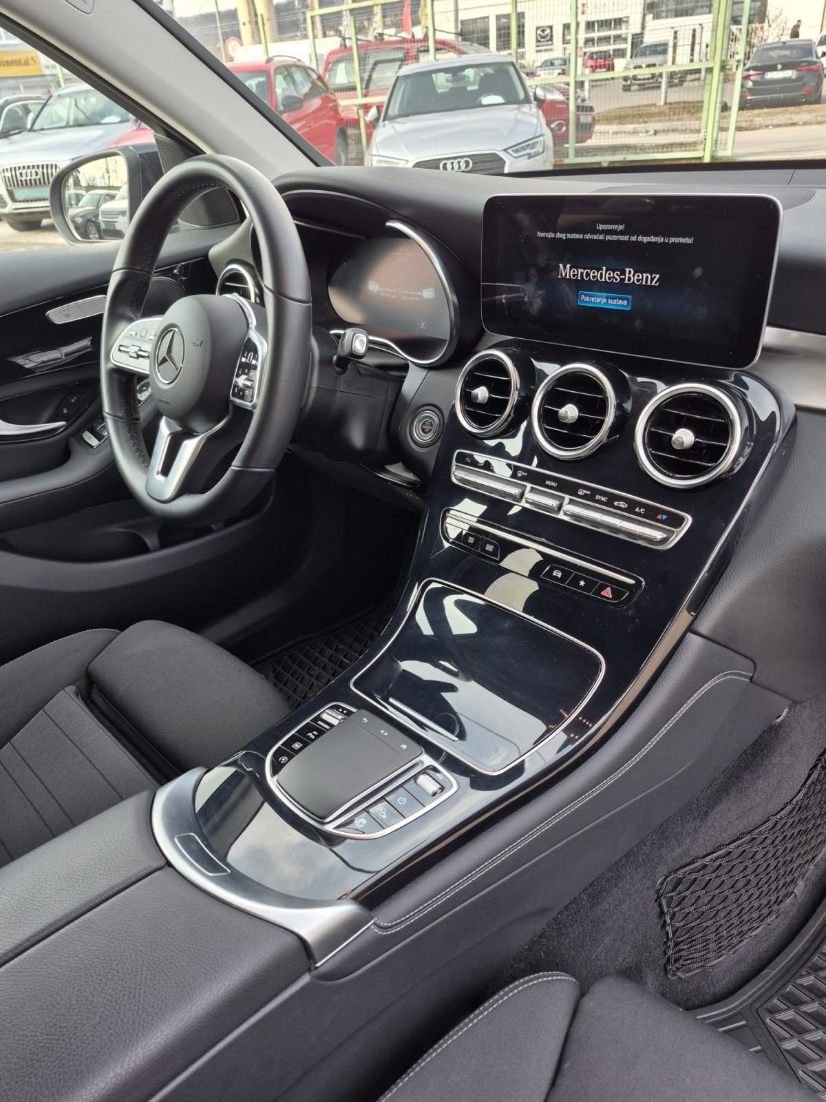 2020 Mercedes-Benz GLC — fotografija 23