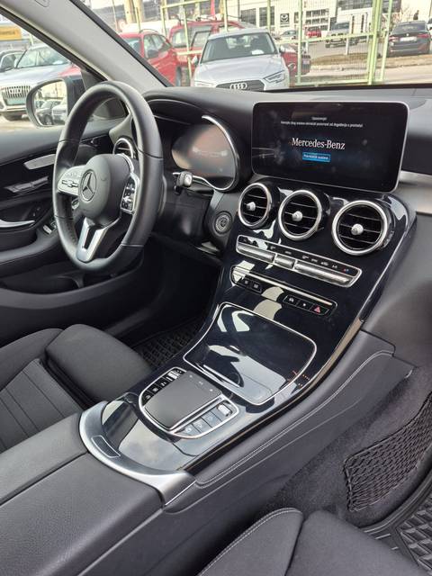 2020 Mercedes-Benz GLC — sličica 23