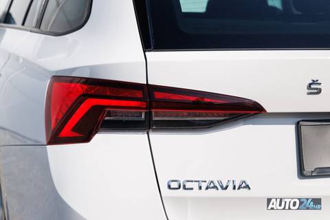 2022 Škoda Octavia — sličica 10