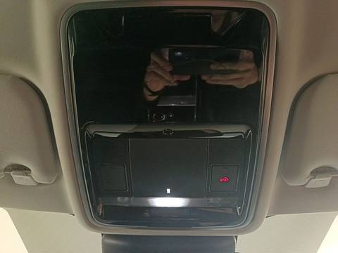 2019 Land Rover Range Rover Velar — sličica 24
