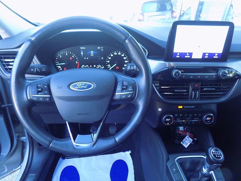 2021 Ford Kuga — fotografija 16