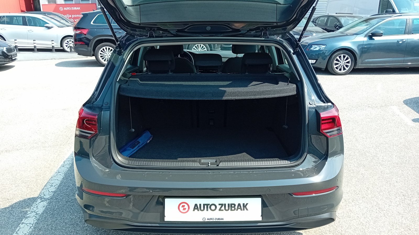 2024 Volkswagen Golf — fotografija 12