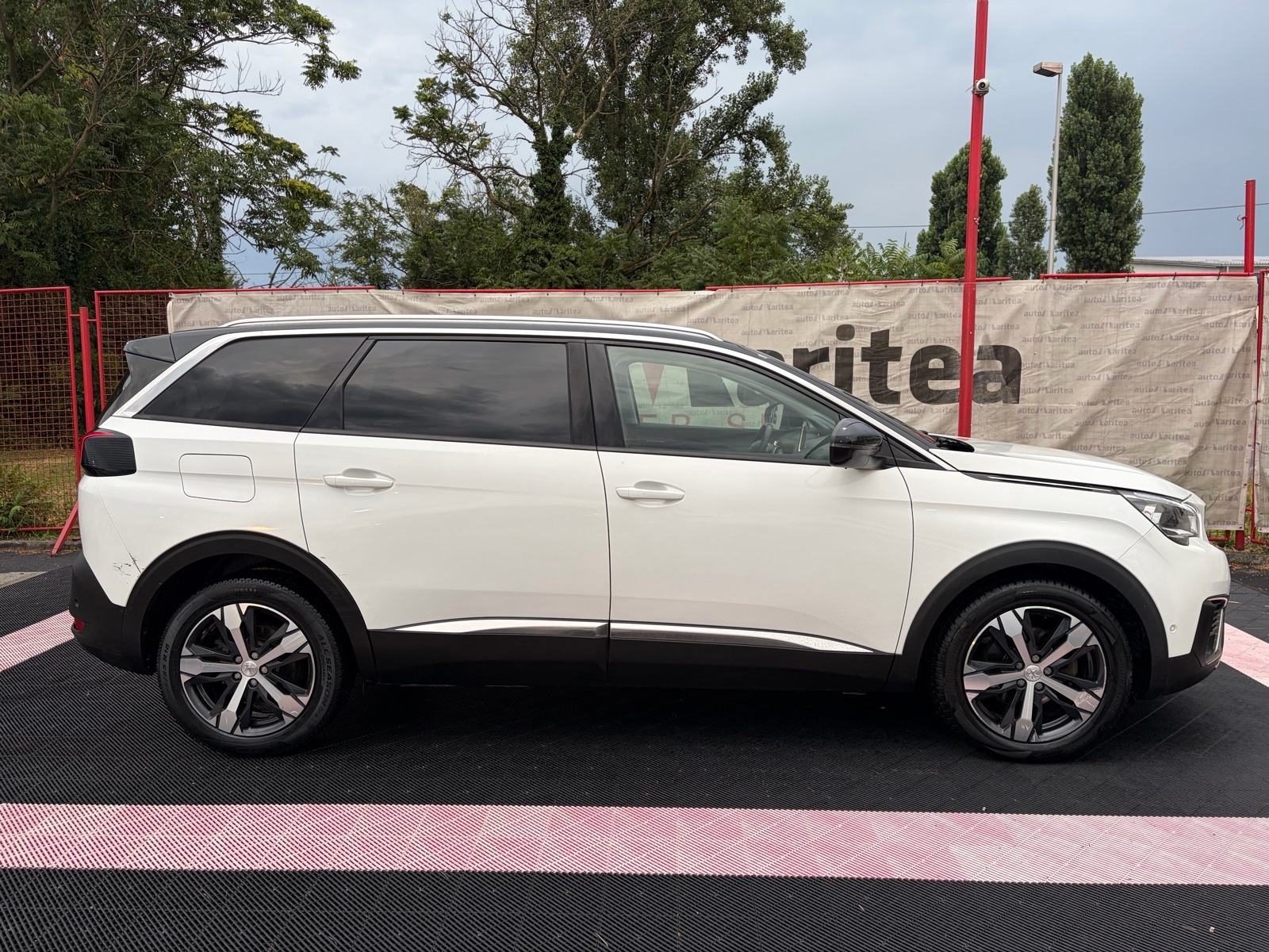 2019 Peugeot 5008 — fotografija 4