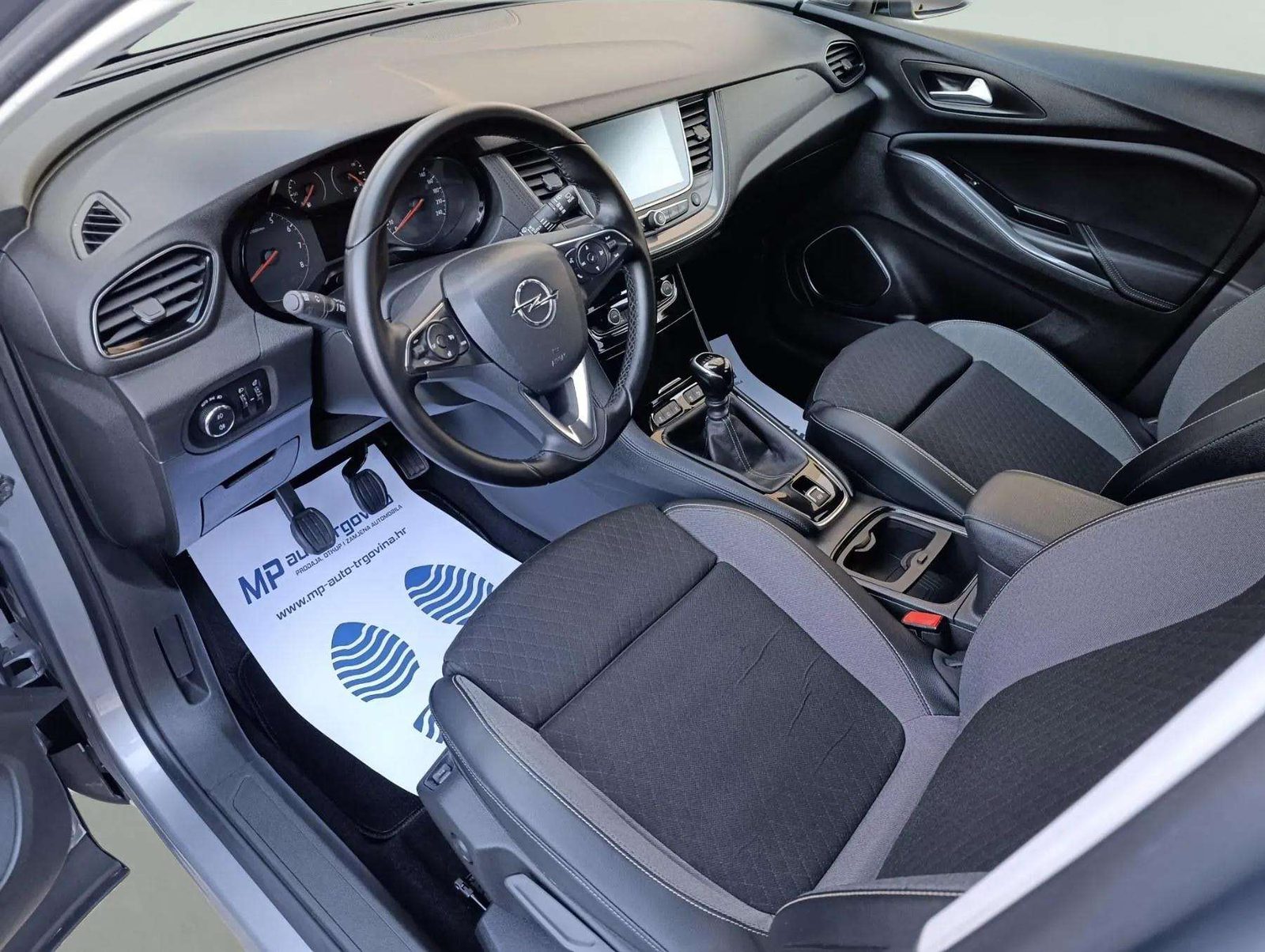 2019 Opel Grandland — fotografija 14
