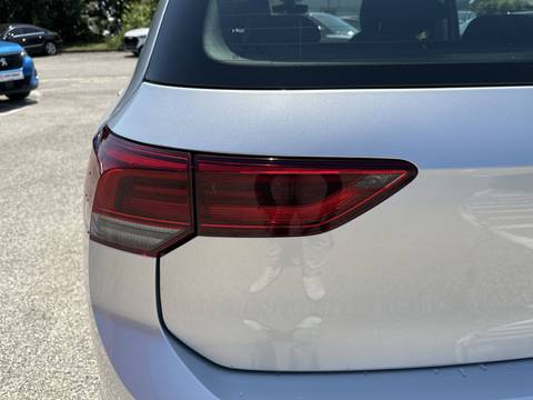 2024 Volkswagen Golf — sličica 14