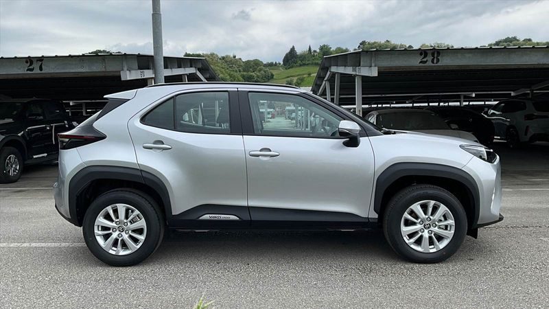 2025 Toyota Yaris Cross — fotografija 5