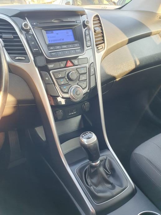 2014 Hyundai i30 — fotografija 15
