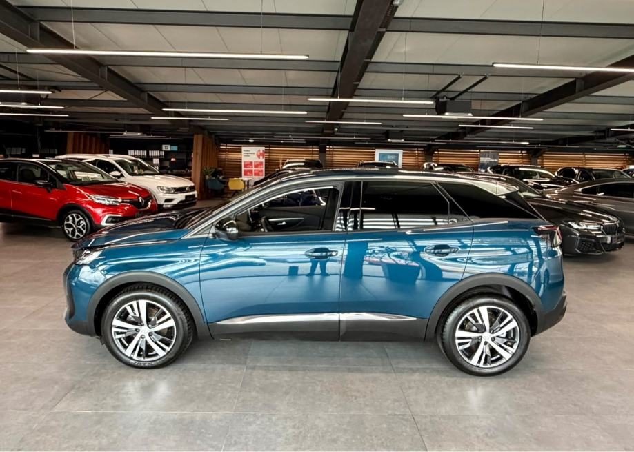 2023 Peugeot 3008 — fotografija 4