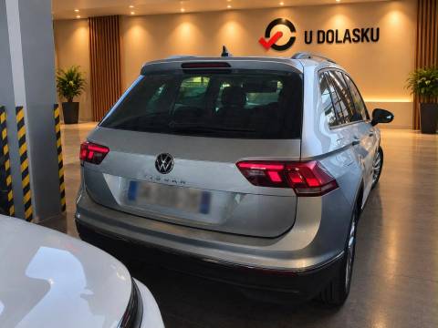 2022 Volkswagen Tiguan — sličica 2