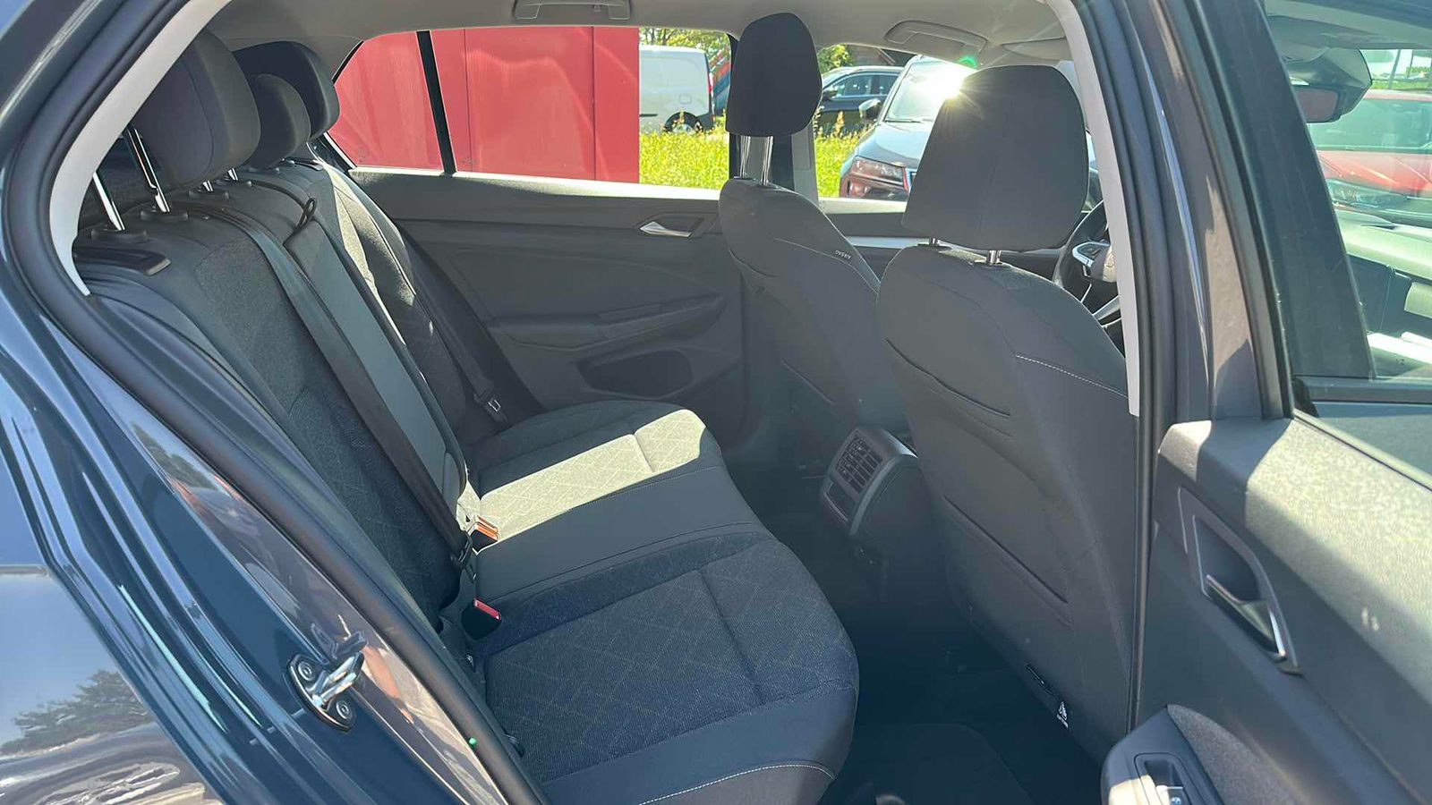 2024 Volkswagen Golf — fotografija 10