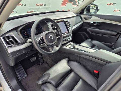2022 Volvo XC90 R-Design — sličica 16