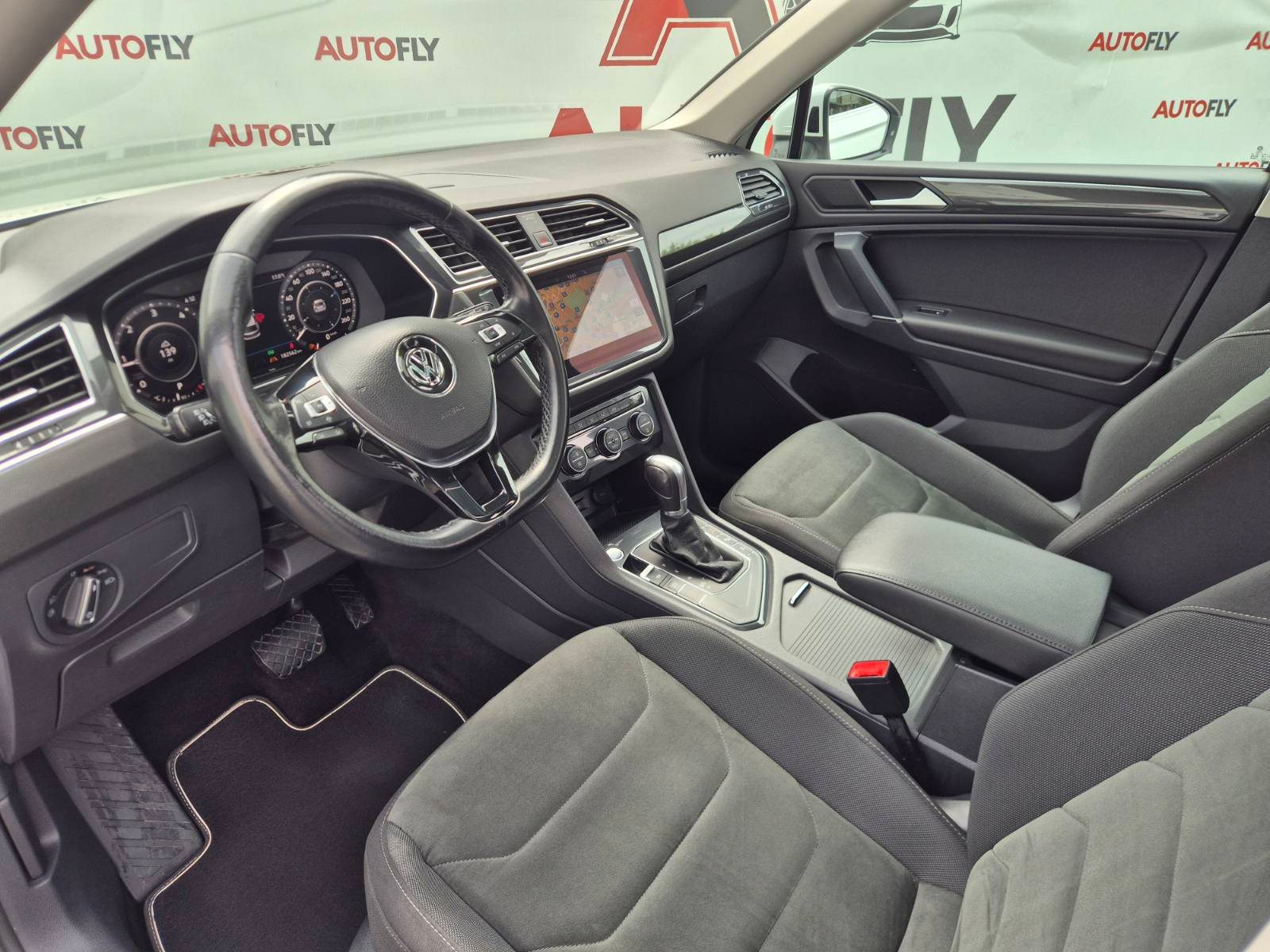 2019 Volkswagen Tiguan Highline — fotografija 16