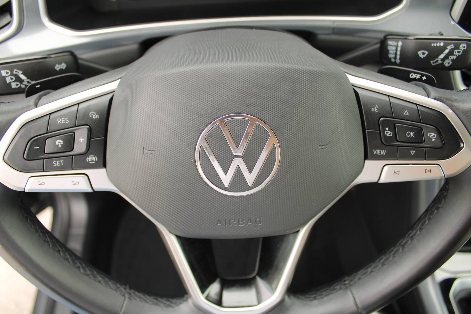 2023 Volkswagen T-Roc — fotografija 16
