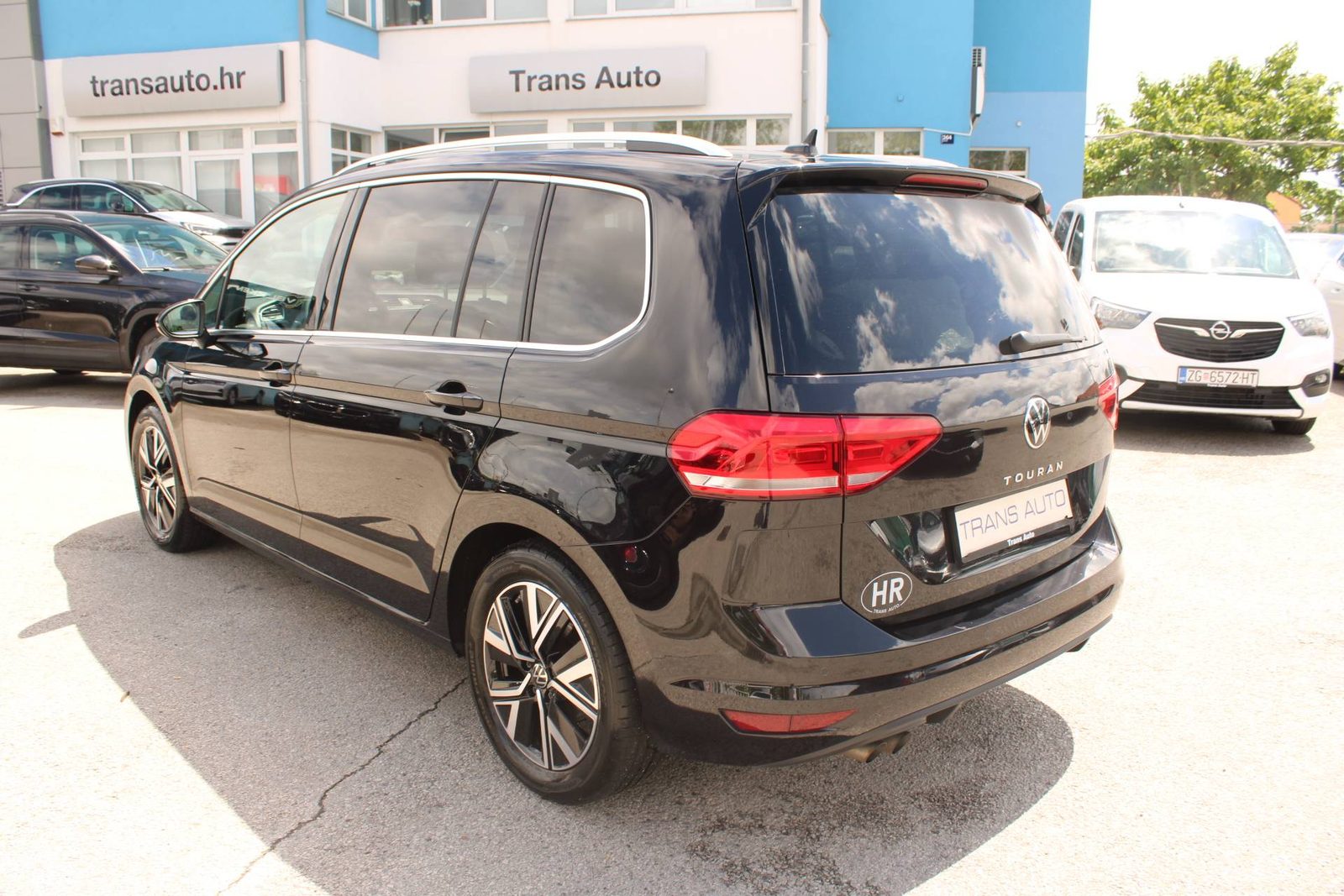 2023 Volkswagen Touran — fotografija 7