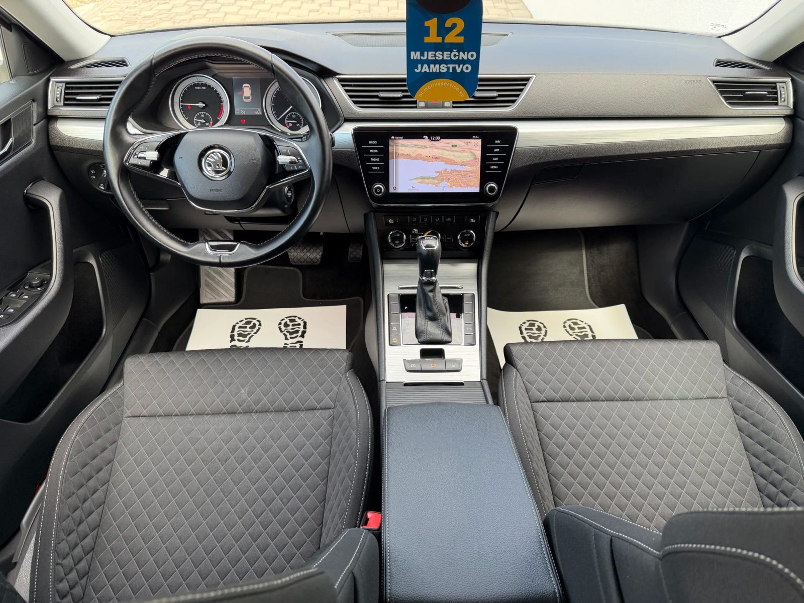 2021 Škoda Superb — fotografija 14
