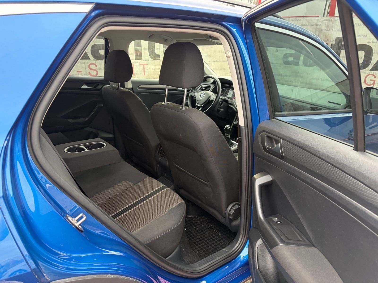 2018 Volkswagen T-Roc — fotografija 13