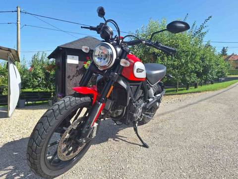 2017 Ducati Scrambler 800 — sličica 4
