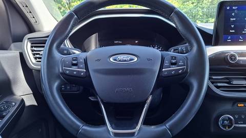 2021 Ford Kuga — sličica 19