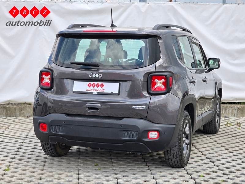 2019 Jeep Renegade — fotografija 3