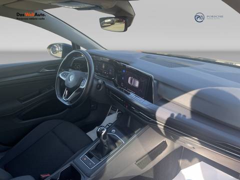2021 Volkswagen Golf — sličica 13