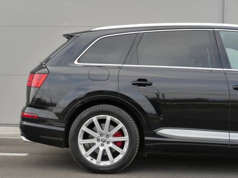 2015 Audi Q7 — sličica 23