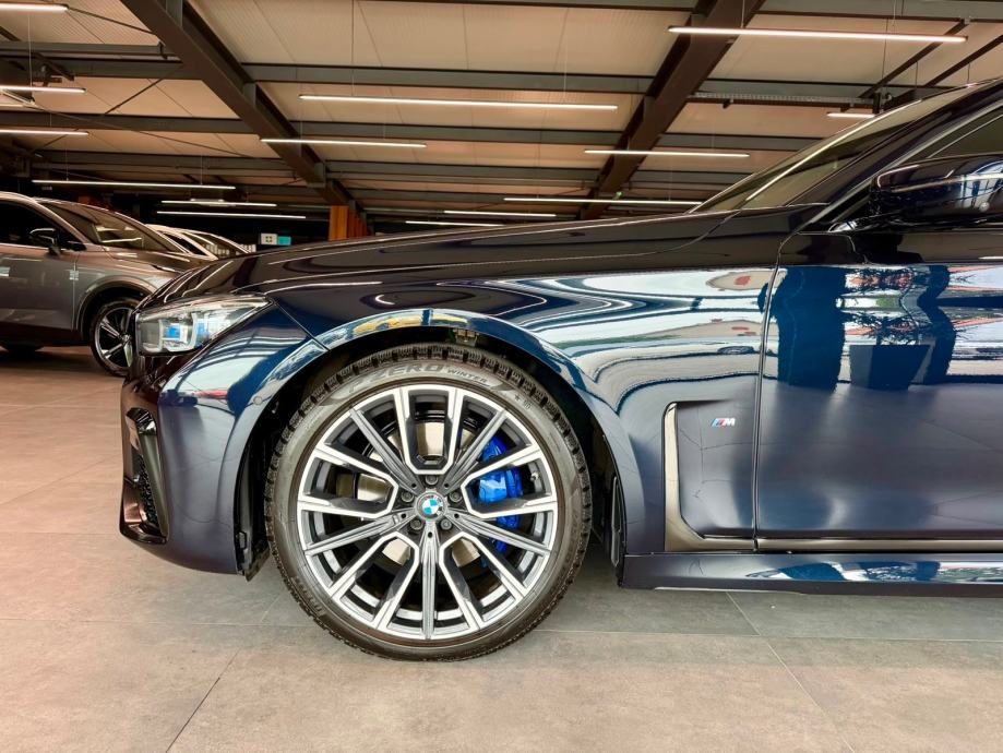 2021 BMW Serija 7 — fotografija 11