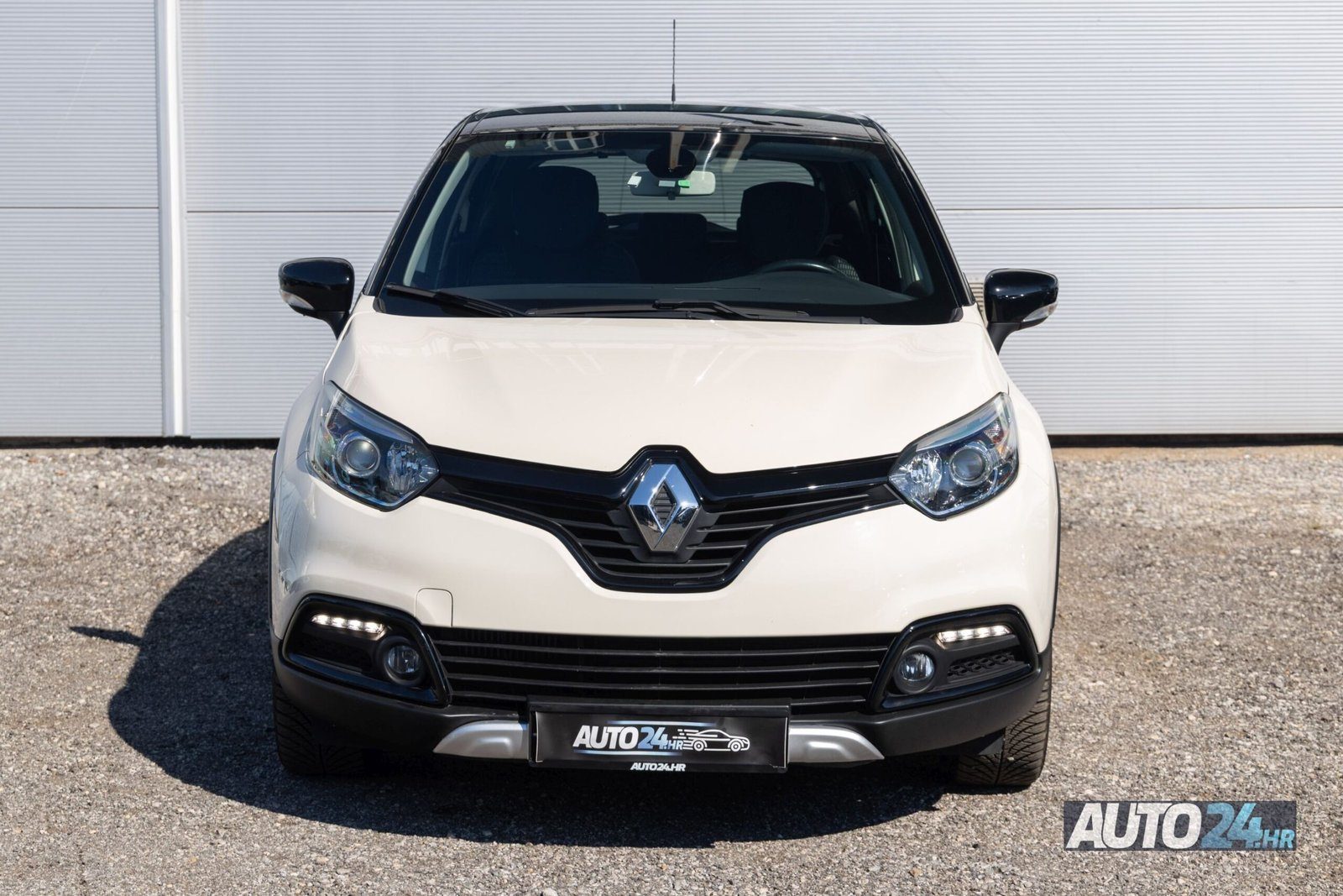 2017 Renault Captur Energy Hipnotic — fotografija 3