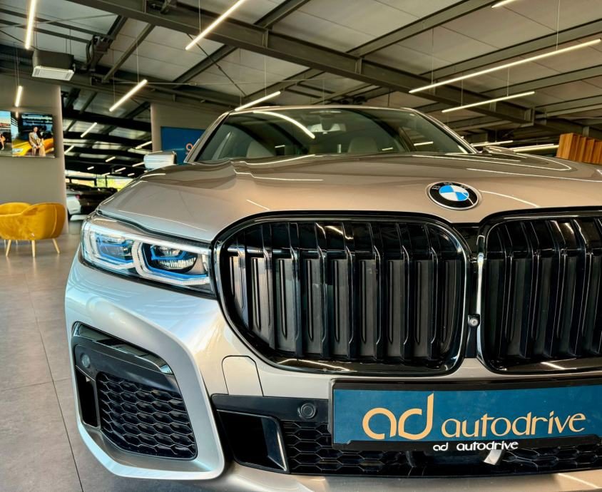 2021 BMW Serija 7 — fotografija 3