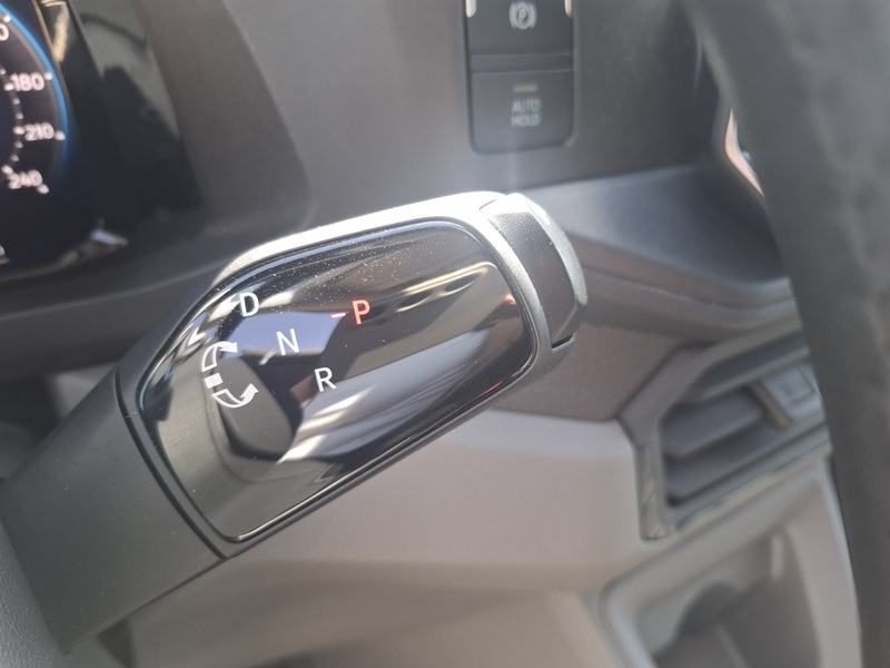 2025 Volkswagen Crafter — fotografija 15