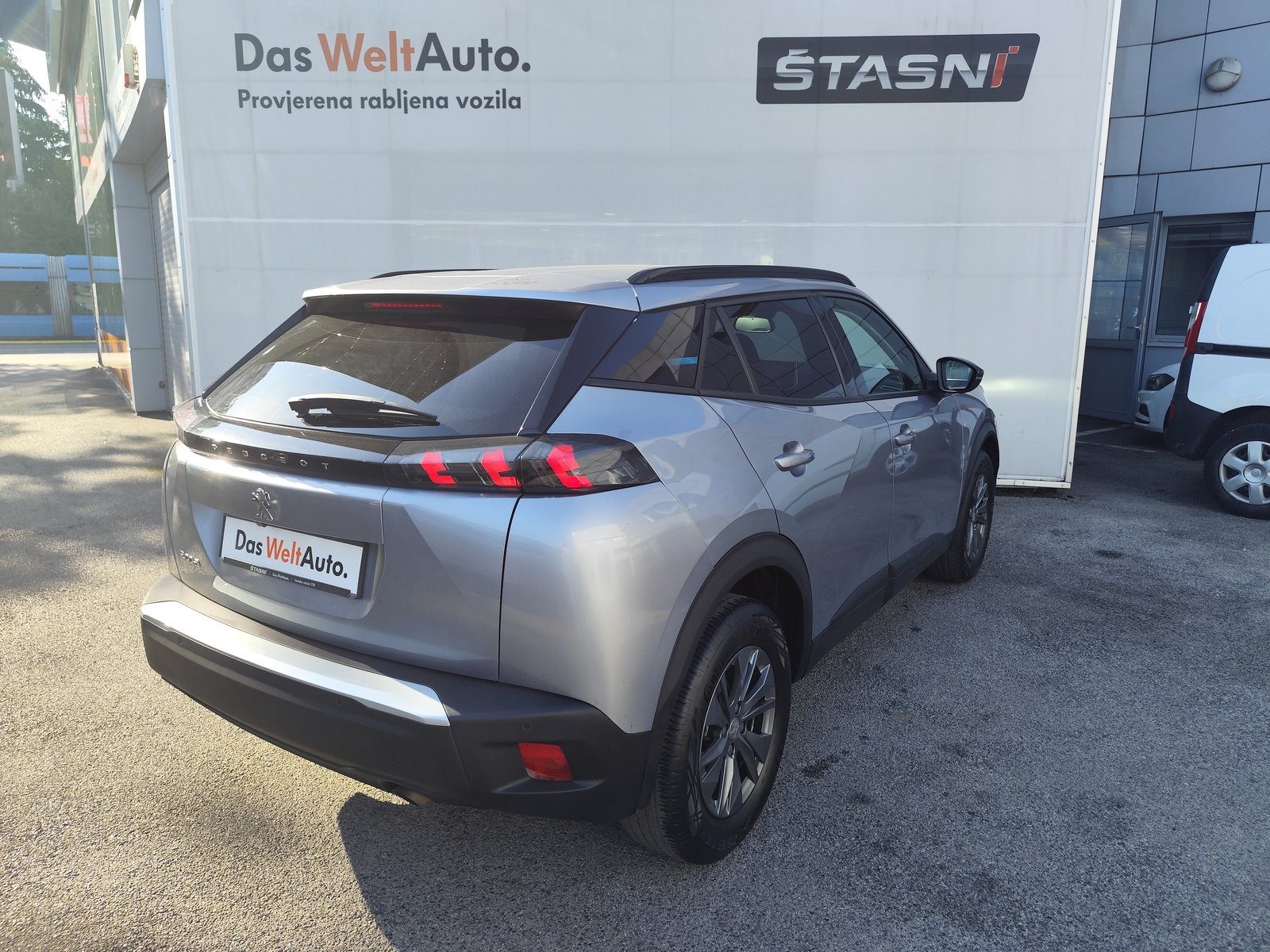 2022 Peugeot 2008 — fotografija 3