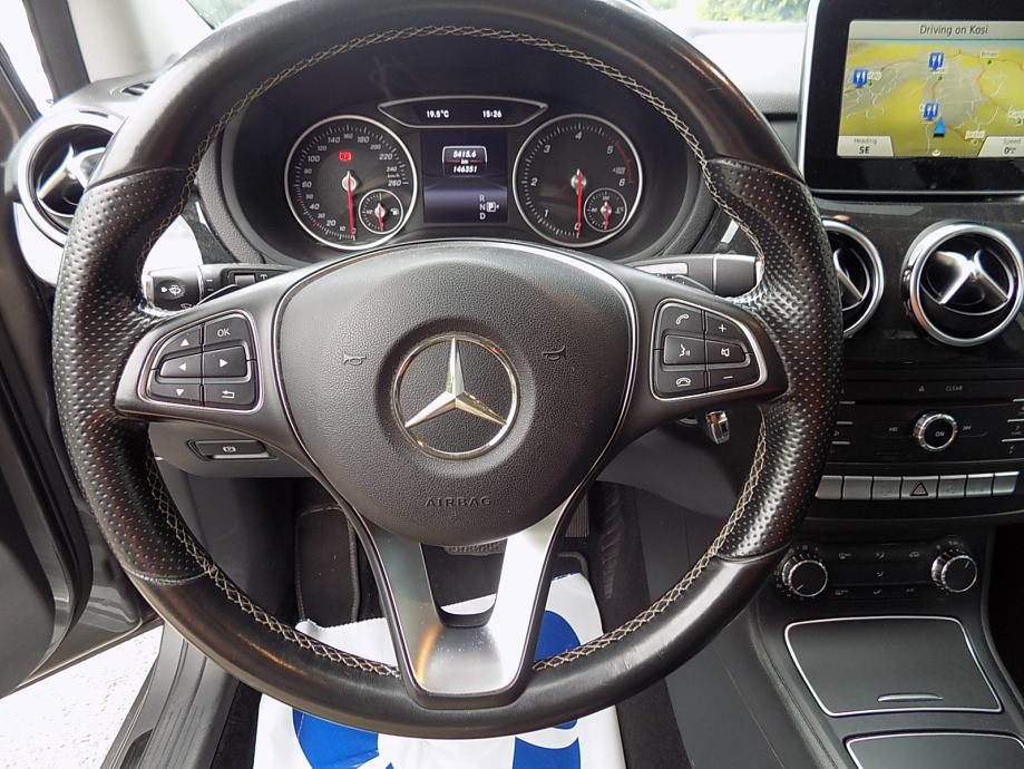 2015 Mercedes-Benz B-klasa — fotografija 15