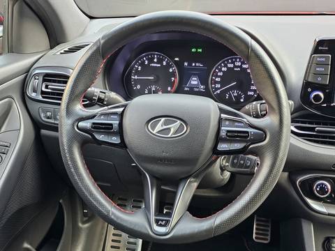 2022 Hyundai i30 — sličica 10