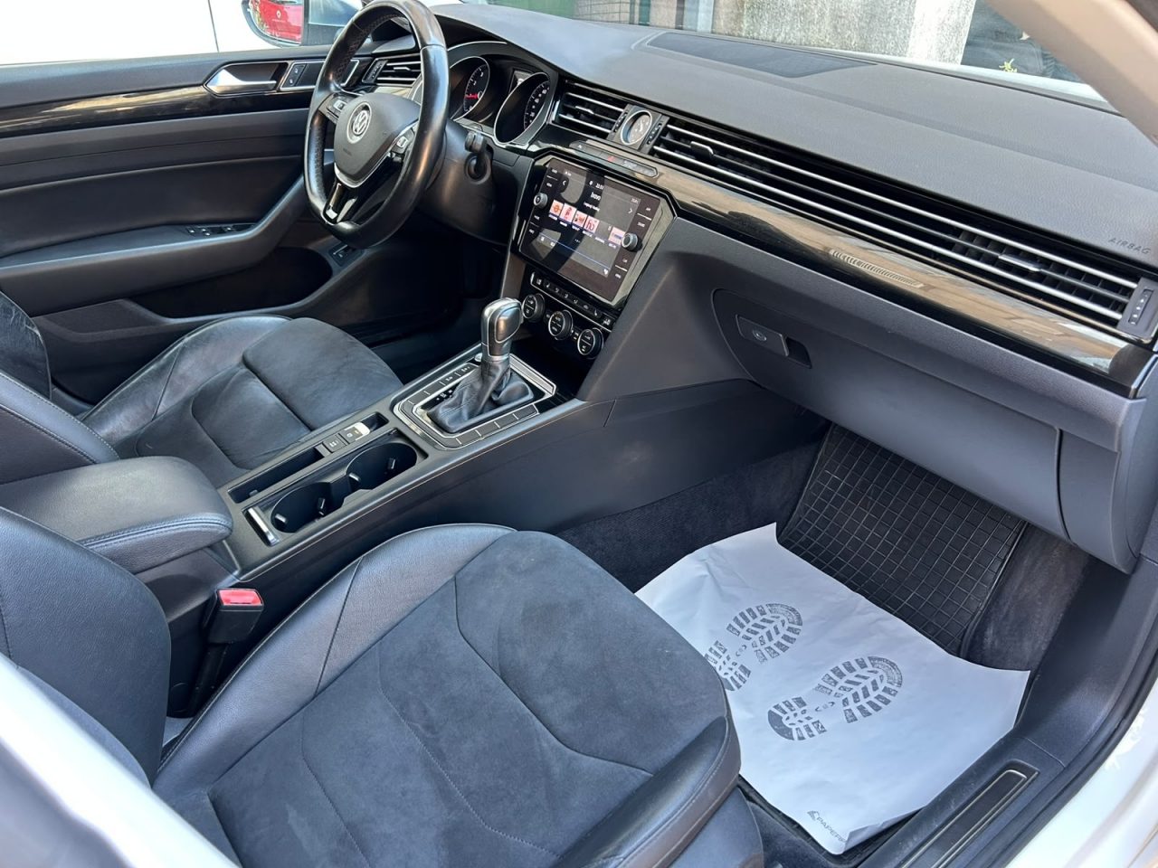 2018 Volkswagen Arteon — fotografija 16