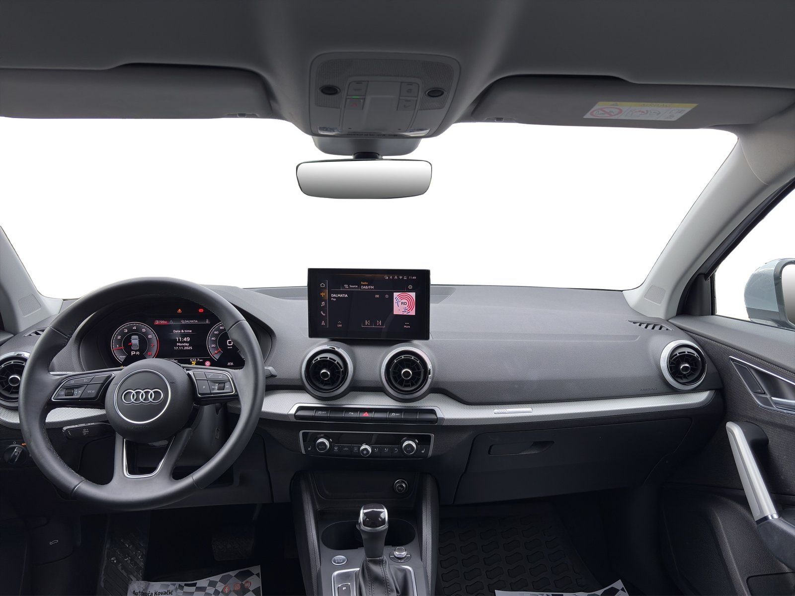 2025 Audi Q2 — fotografija 13