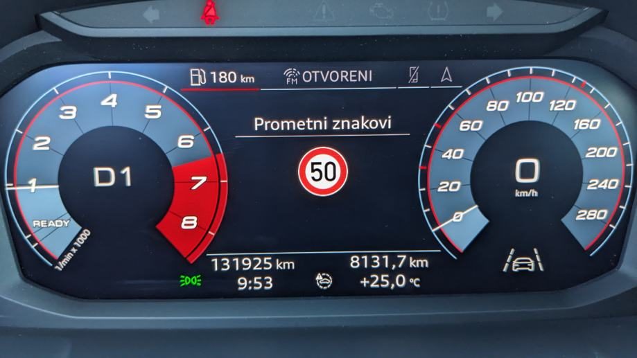 2020 Audi Q3 — fotografija 20