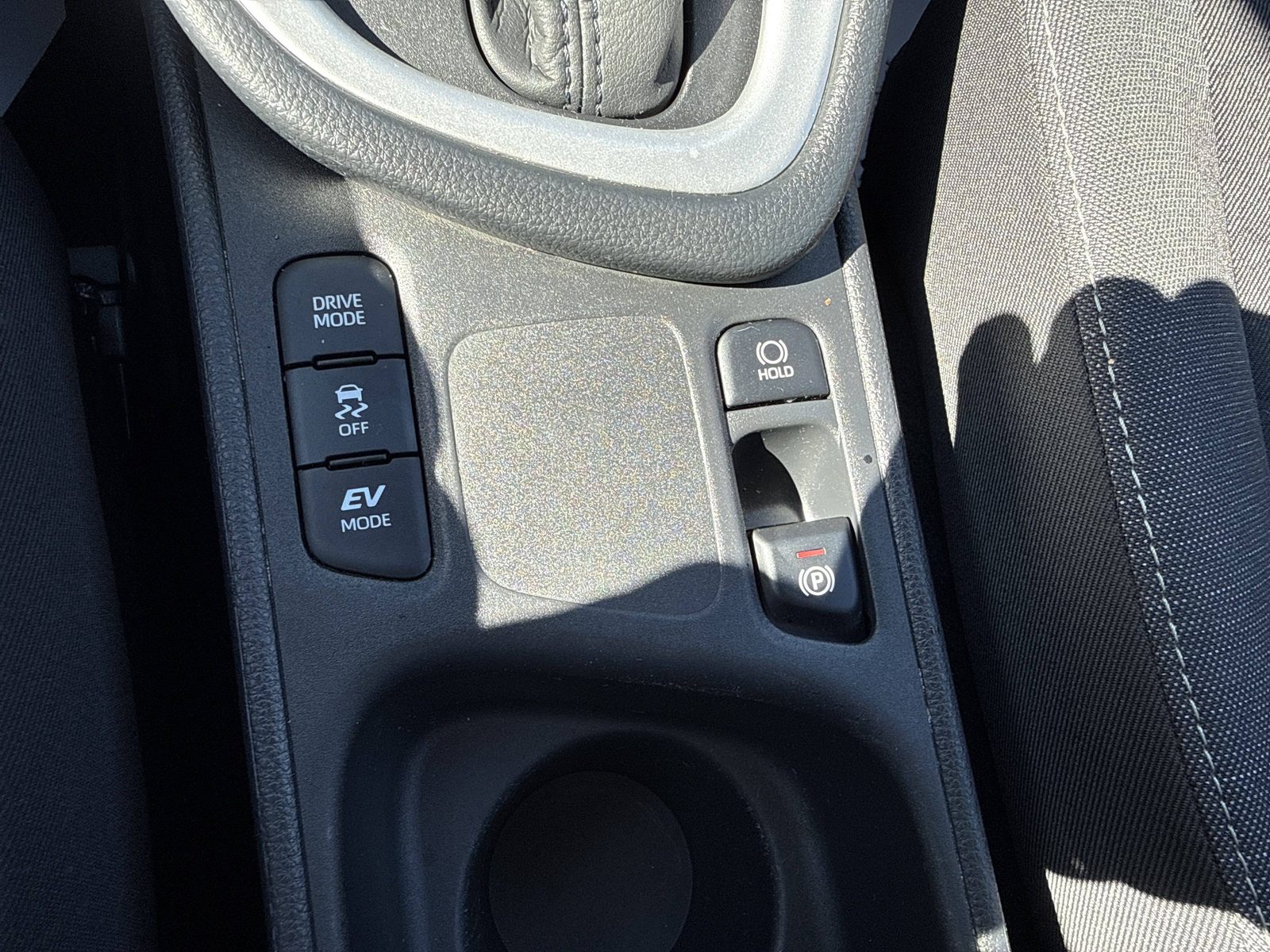 2022 Toyota Yaris — fotografija 22