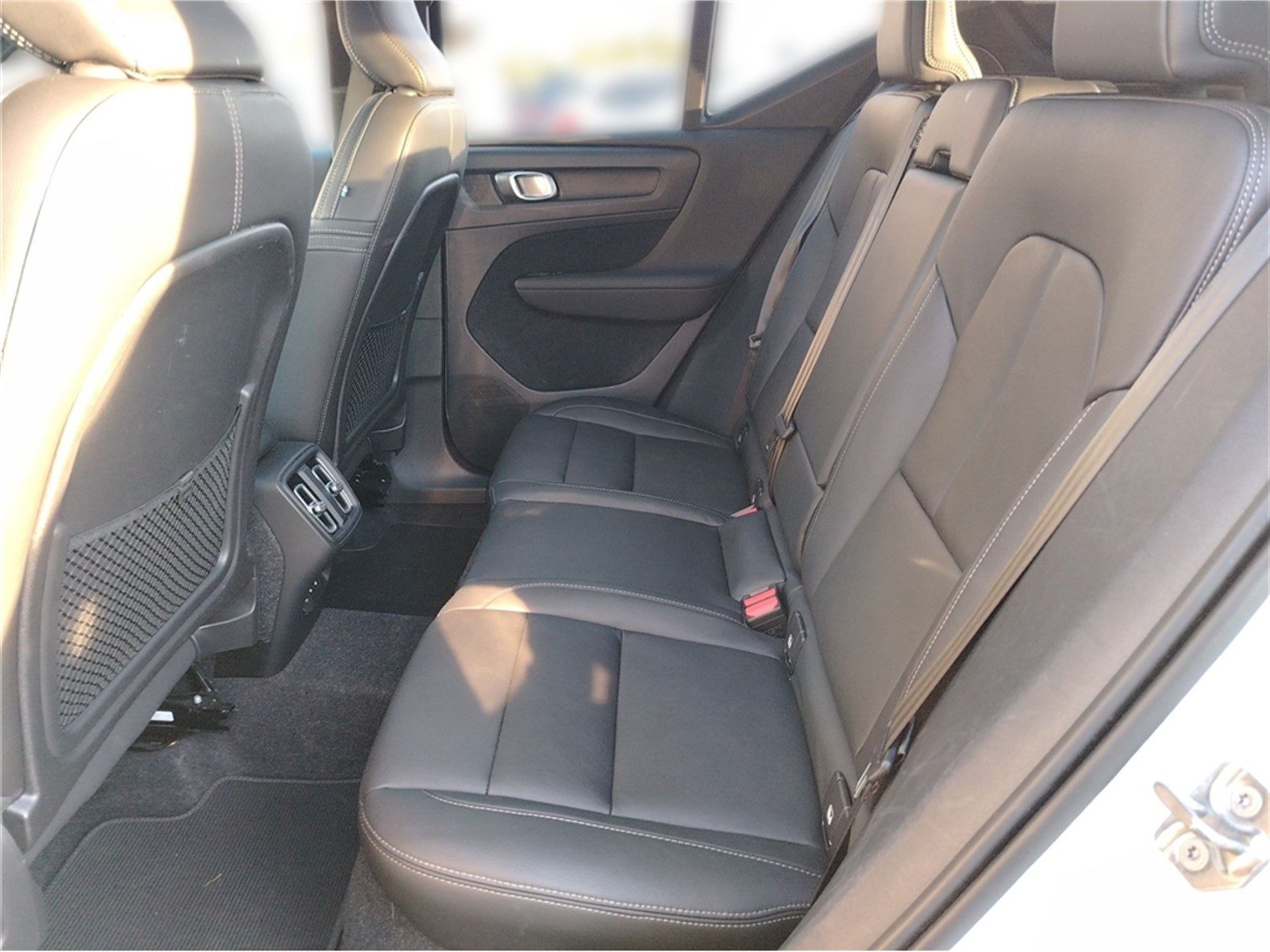 2020 Volvo XC40 — fotografija 11