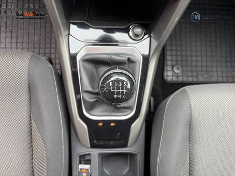 2020 Volkswagen T-Roc — sličica 16