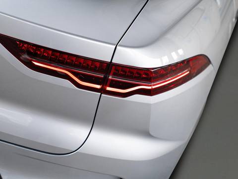 2024 Jaguar I-Pace — sličica 12