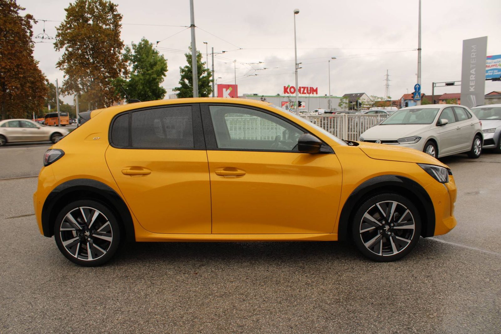 2022 Peugeot 208 — fotografija 4