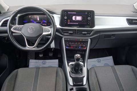 2023 Volkswagen T-Roc — sličica 9