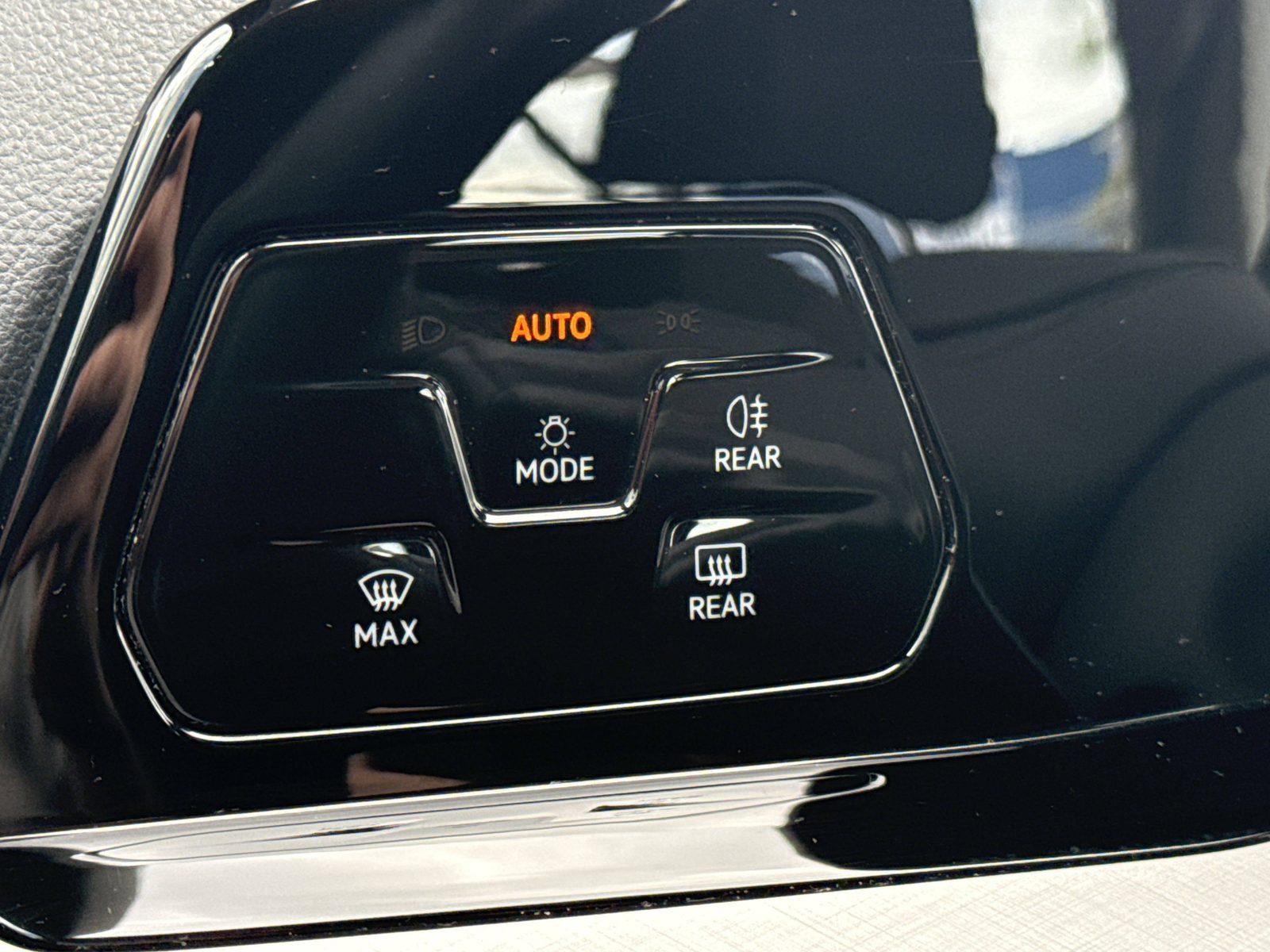 2024 Volkswagen Golf — fotografija 26