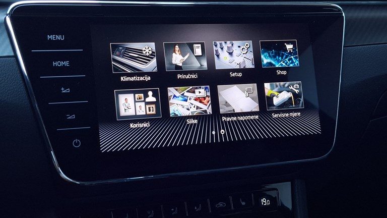 2023 Škoda Superb — fotografija 14
