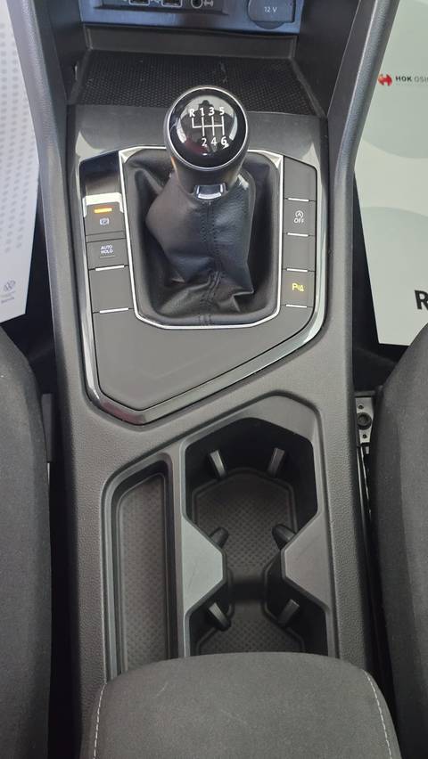 2018 Volkswagen Tiguan — sličica 17