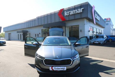 2022 Škoda Octavia — sličica 13