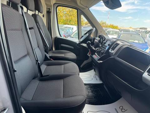 2022 Opel Movano — sličica 19