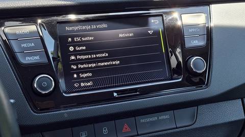 2021 Škoda Fabia — sličica 10